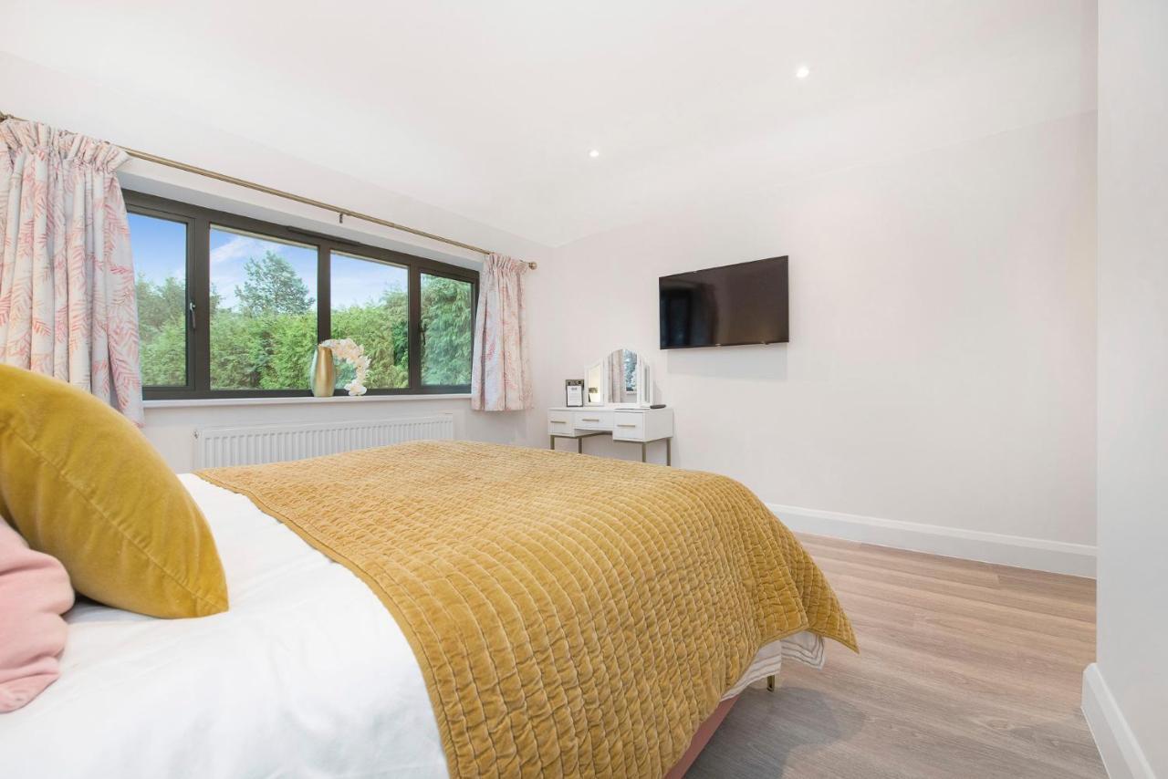 Hotel Westleigh Ashtead Esterno foto