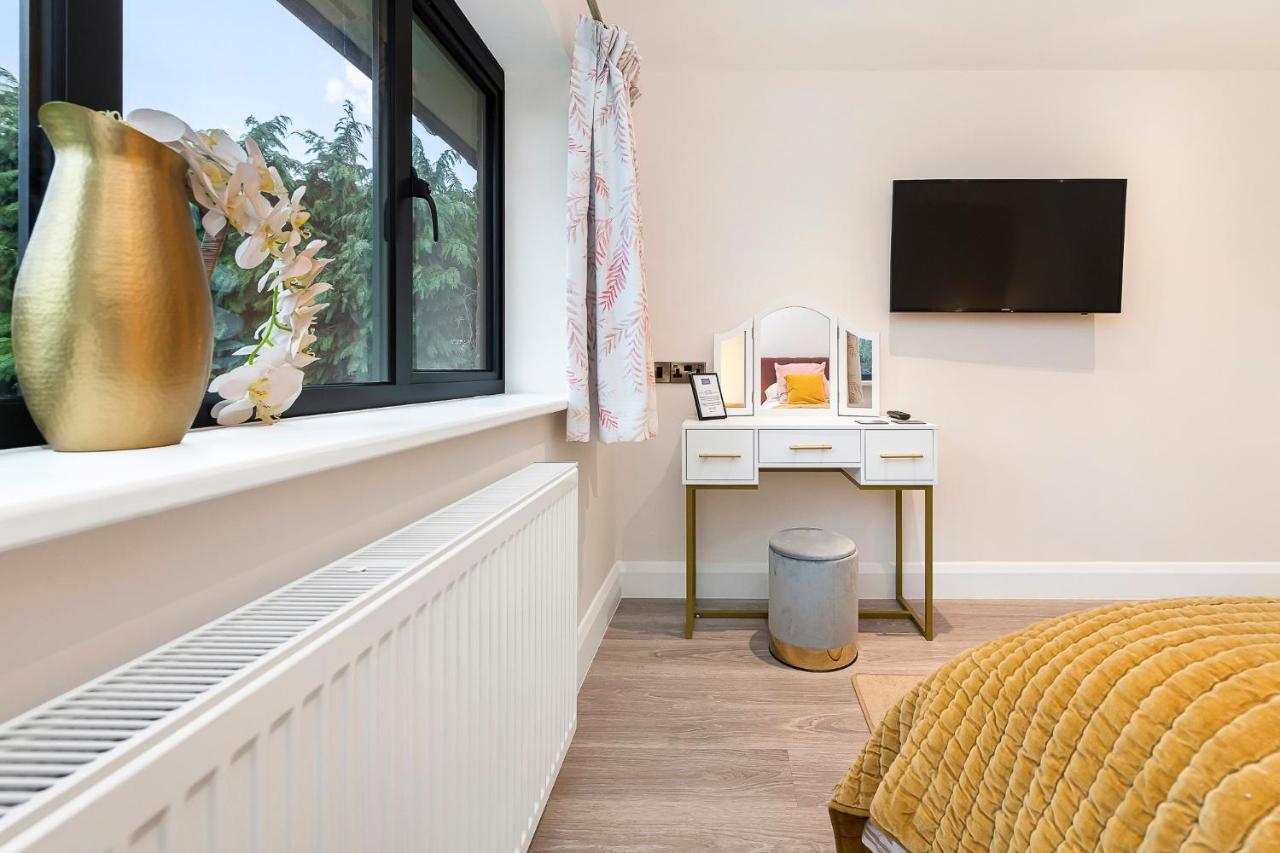 Hotel Westleigh Ashtead Esterno foto