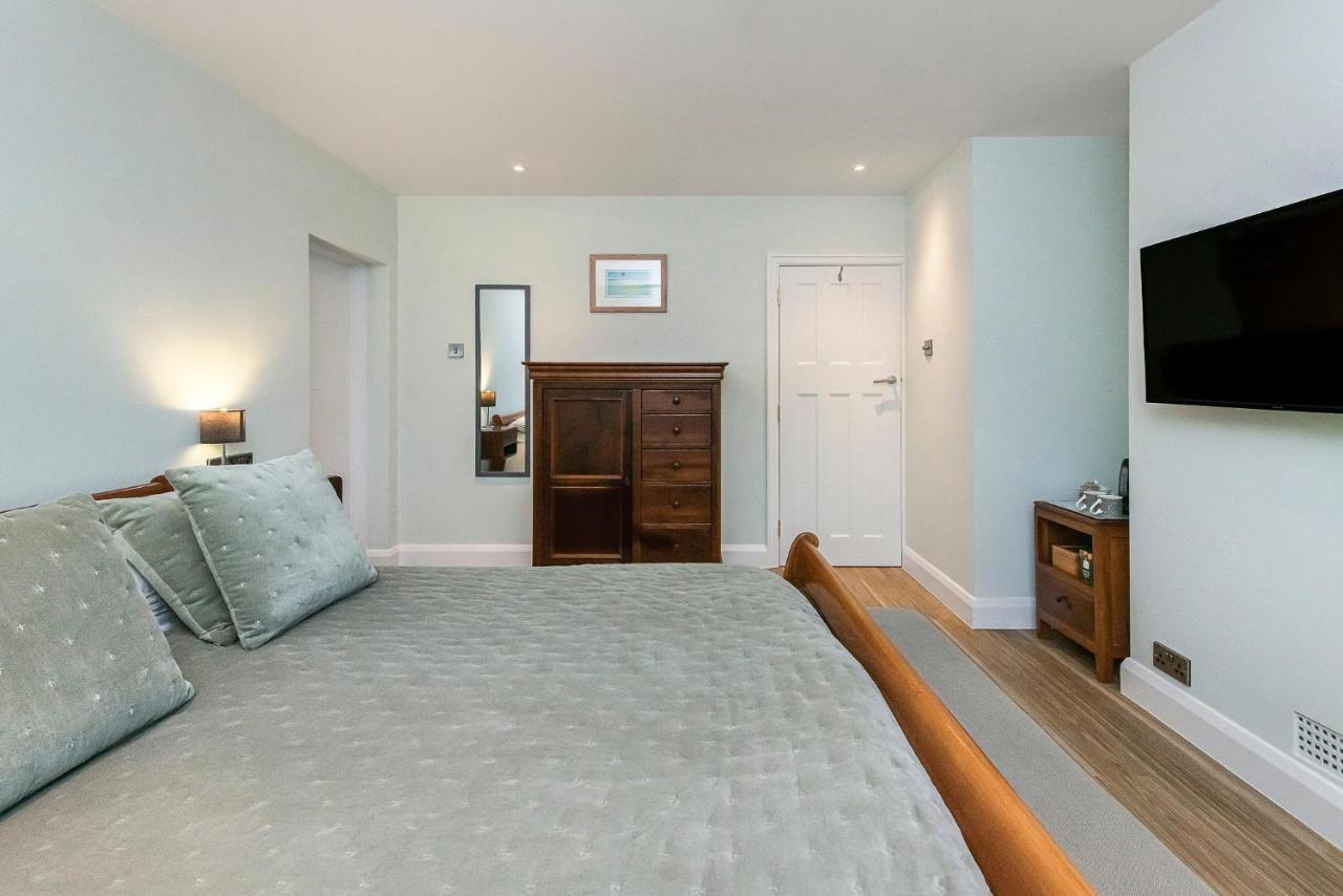 Hotel Westleigh Ashtead Esterno foto
