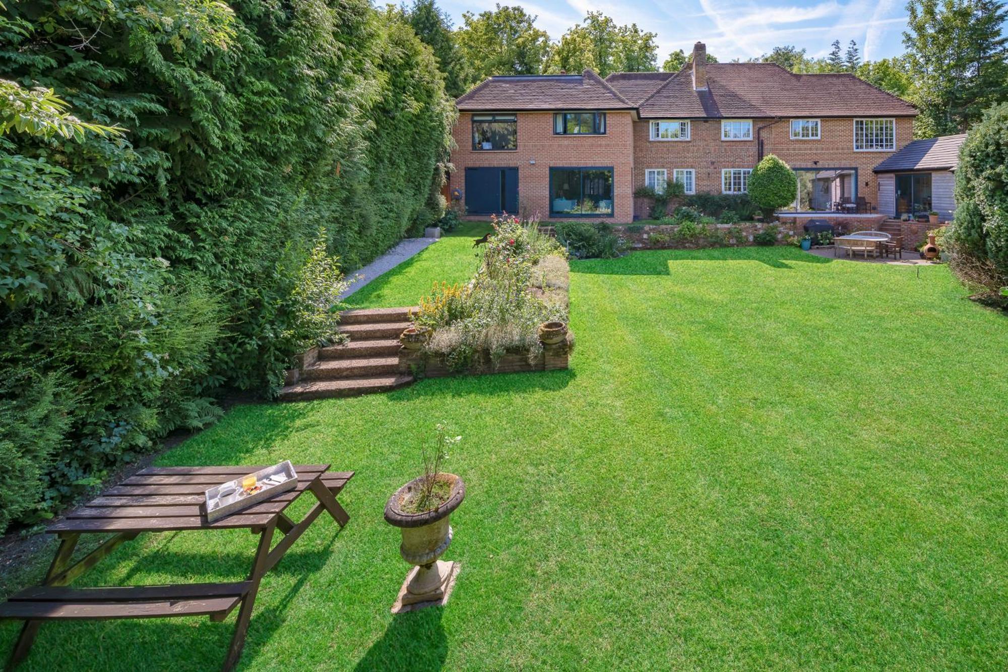 Hotel Westleigh Ashtead Esterno foto
